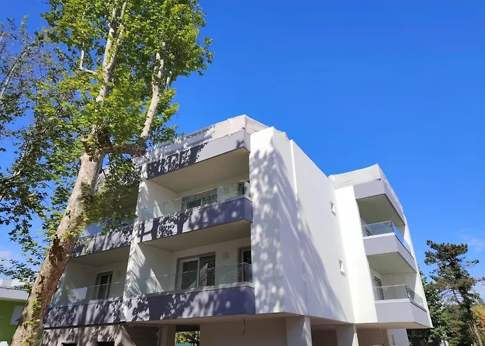 Modernly Renovated With Balcony In Apartament Bibione